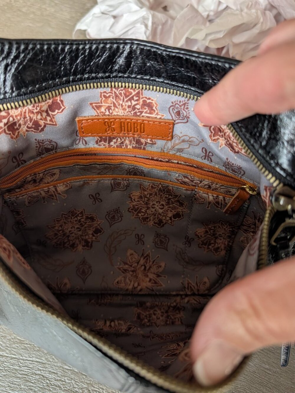 HOBO Cambel Leather Crossbody Bag - Picture 5 of 5